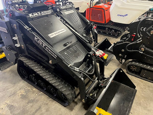 KRT ST650 mini loader