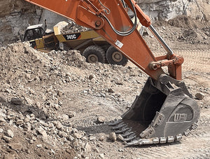 WERK-BRAU Extreme Duty Rock Buckets for 59,000 - 68,000 lbs. Excavators (30MT)