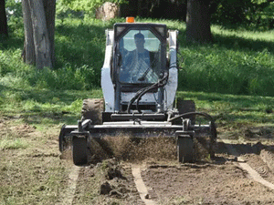 Erskine Floating soil conditioner for skid steer loader
