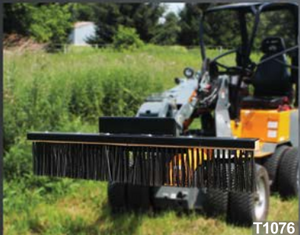 Rastrillo de enganche para limpieza de césped de ramas