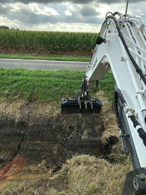 MONGO excavator tilt buckets, 3300 - 33000 lbs. machines