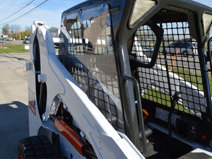 BOBCAT DESPUÉS DE LA CABINA DEL MERCADO