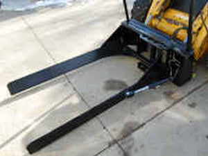 DPM nursery jaws hybrid for machines using universal skid steer coupler