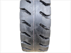 SAMSON L-5 SKID STEER TIRE, 32 X 11-16.5 / 10 PLY - tread pattern