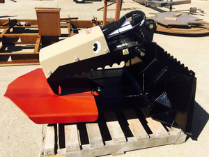 OMNI ATTACHMENTS The Beak concrete grapple for skid steer loaders