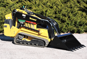 BERLON Extended Lip Low Profile Bucket for Mini Loaders