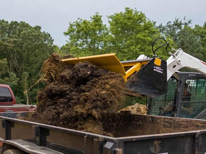 Cucharón de empuje HITCH-DOC para minicargadora