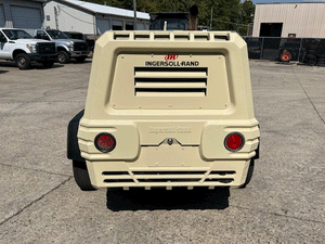 INGERSOLL RAND P185WJD Air Compressor