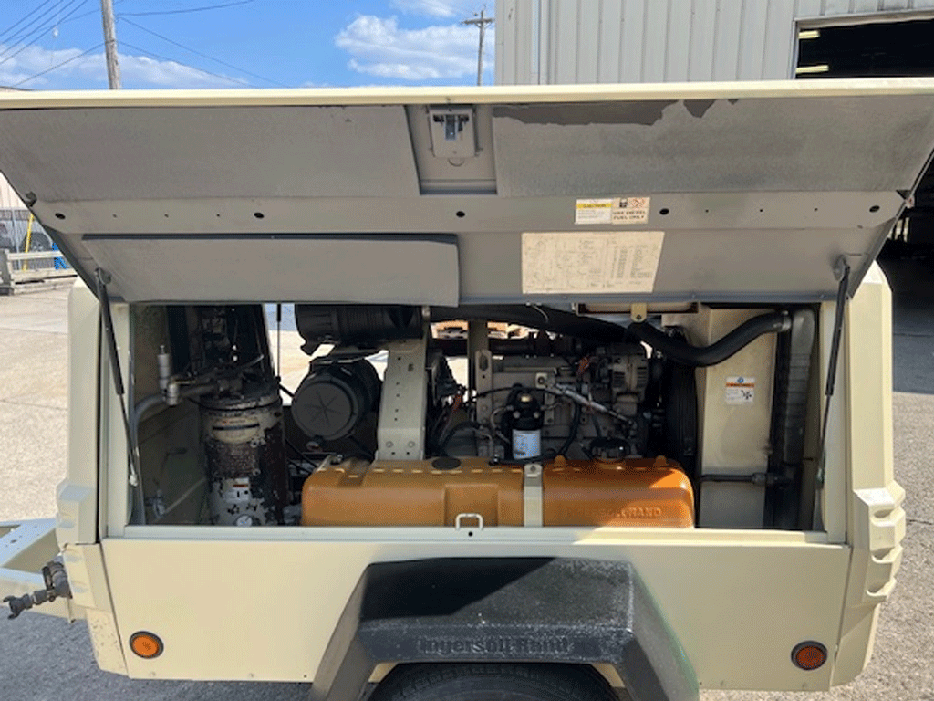 INGERSOLL RAND P185WJD Air Compressor