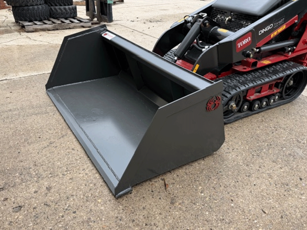 SPIDER ATTACHMENTS Snow and Mulch high capacity bucket for mini loader