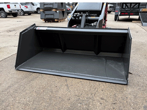 SPIDER ATTACHMENTS Snow and Mulch high capacity bucket for mini loader