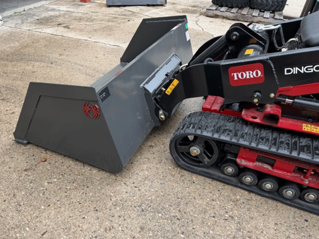 SPIDER ATTACHMENTS Snow and Mulch high capacity bucket for mini loader