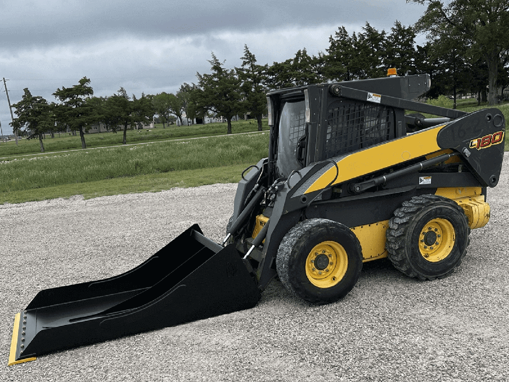 Maxx Conveyor Cleaning Buckets for Skid Steers