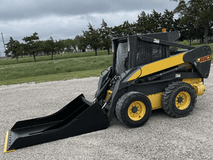 Maxx Conveyor Cleaning Buckets for Skid Steers