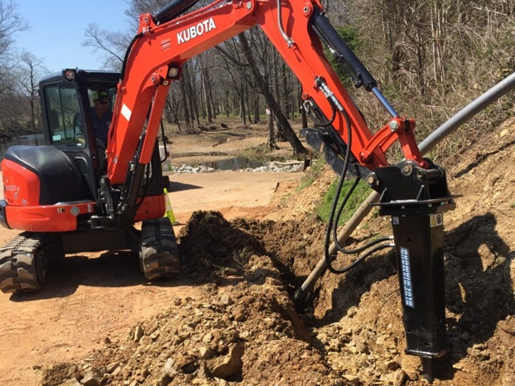 BLUE DIAMOND hydraulic breaker for compact excavators