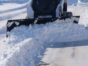 SPIDER ATTACHMENTS Heavy Duty Snow Blades for skid steer loaders