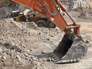 WERK-BRAU Extreme Duty Rock Buckets for 50,000 - 59,000 lbs. Excavators (25MT)