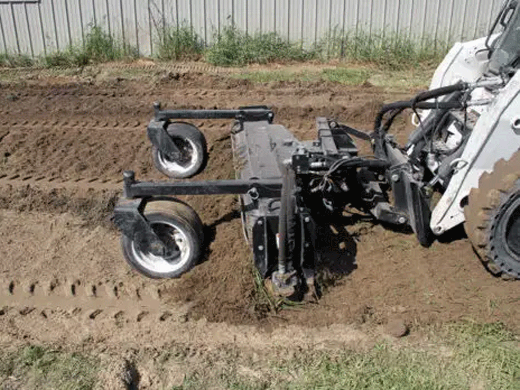 Erskine Floating soil conditioner for skid steer loader