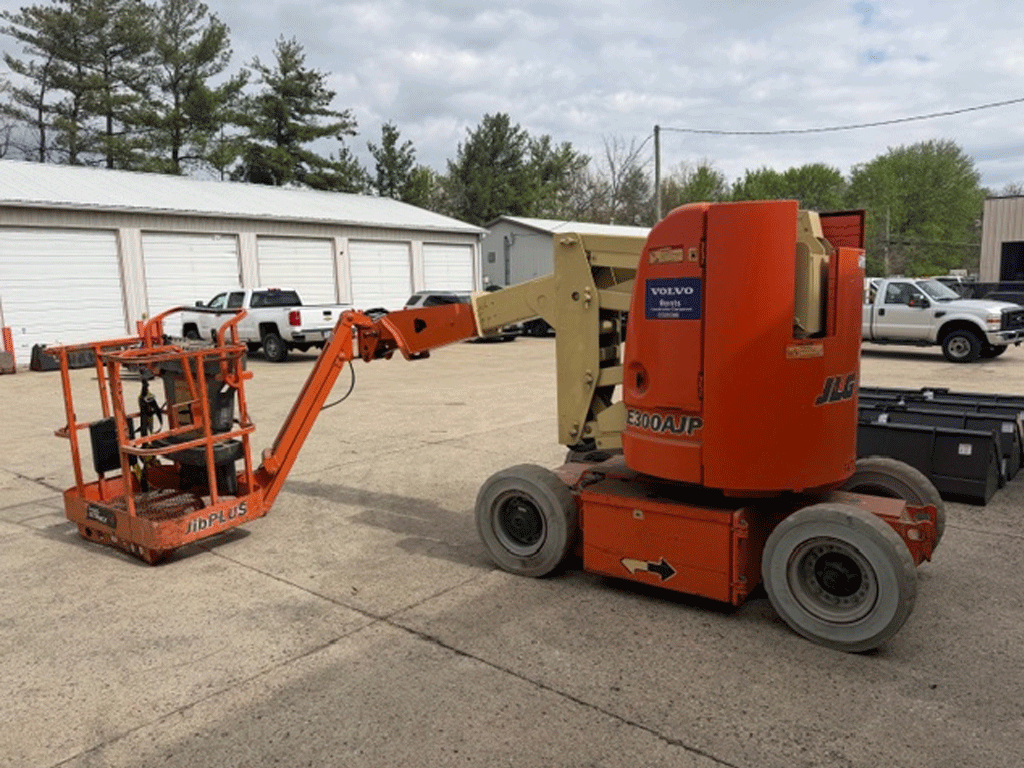 2001 JLG E300AJP LIFT