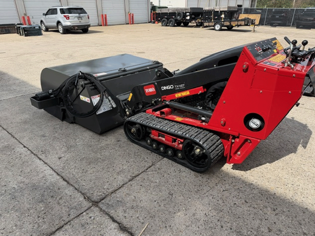 SPIDER Pick Up Broom For mini Loader