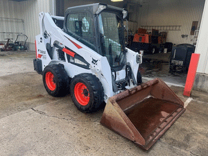 BOBCAT S595 Skid Steer Loader