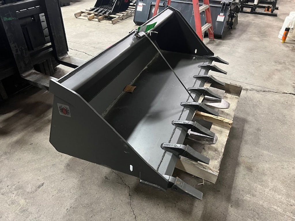 SPIDER Attachments Heavy duty low profile buckets for skid steer loaders