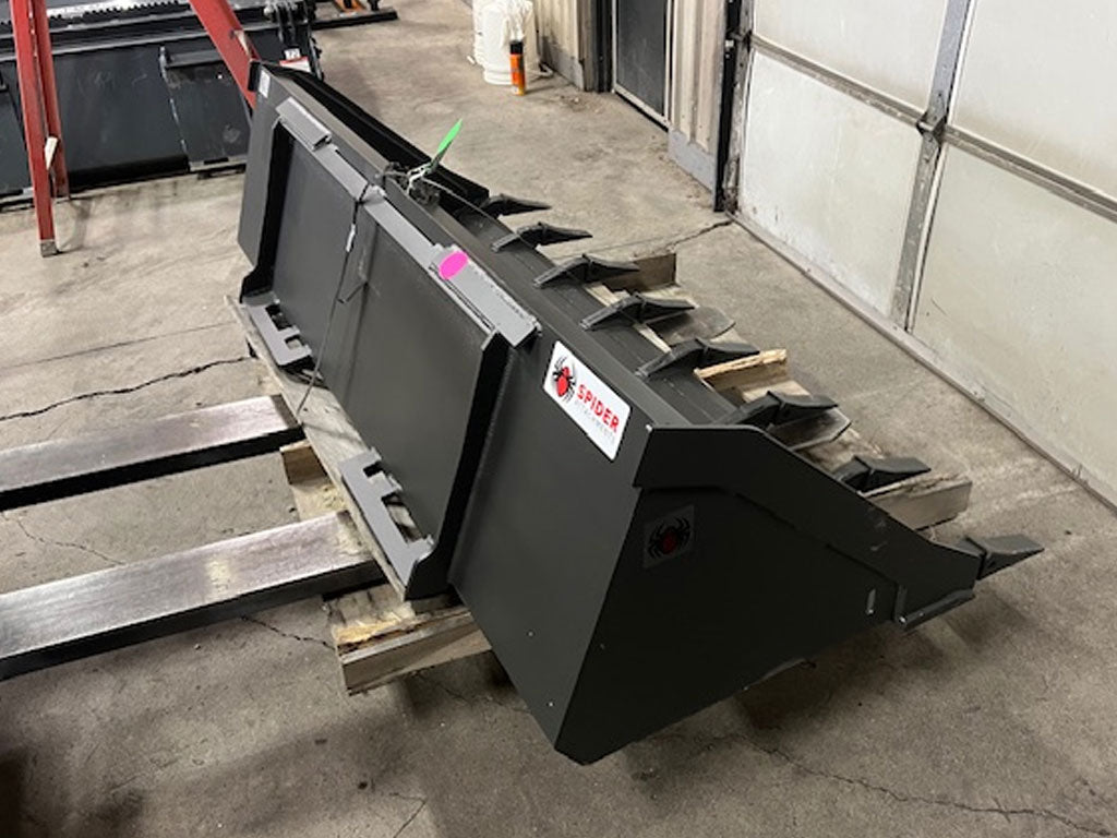 SPIDER Attachments Heavy duty low profile buckets for skid steer loaders