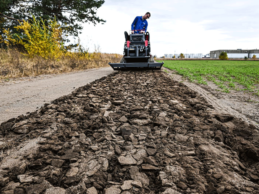 VIRNIG V20 land leveler for mini skid steer