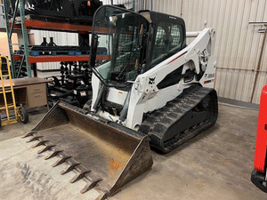 BOBCAT T650 Compact track loader