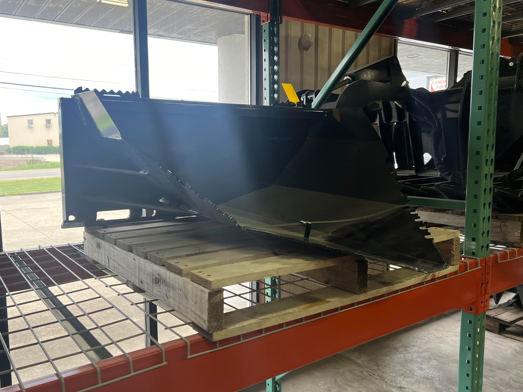 CL FABRICATION tree transplanter scoop