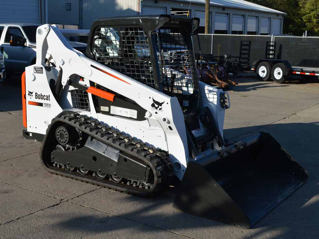 BOBCAT T590 COMPACT TRACK LOADER (SN. A3NR11825)
