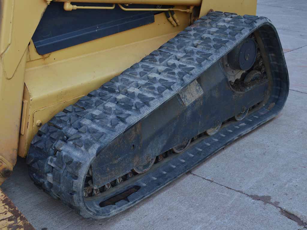 CARGADORA DE ORUGAS COMPACTA CASE 445CT