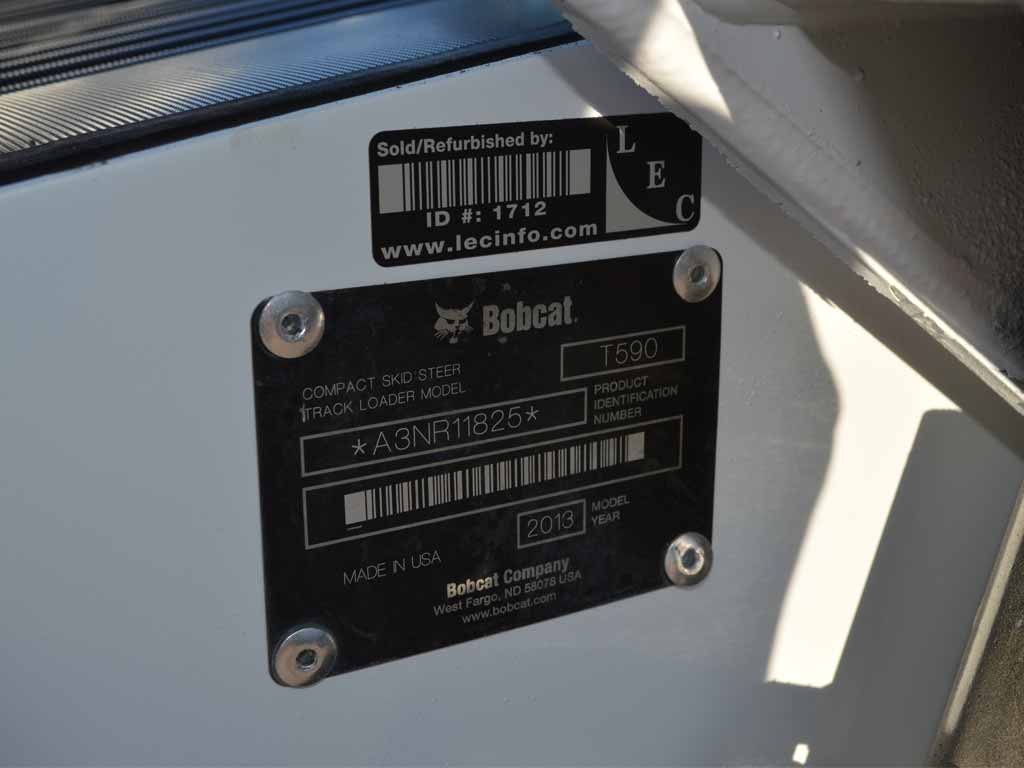 BOBCAT T590 COMPACT TRACK LOADER (SN. A3NR11825)