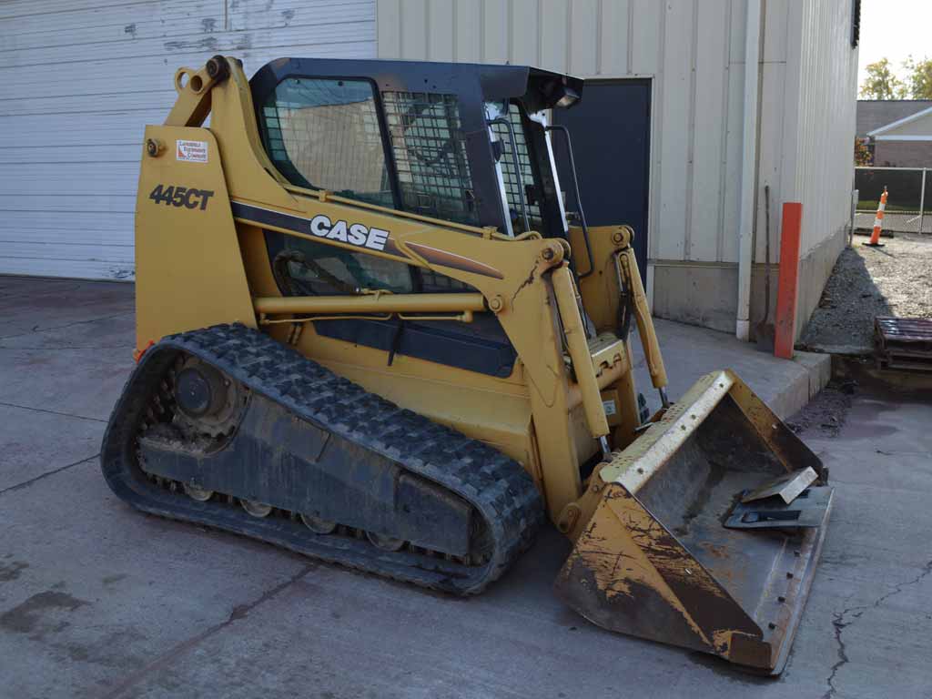 CARGADORA DE ORUGAS COMPACTA CASE 445CT