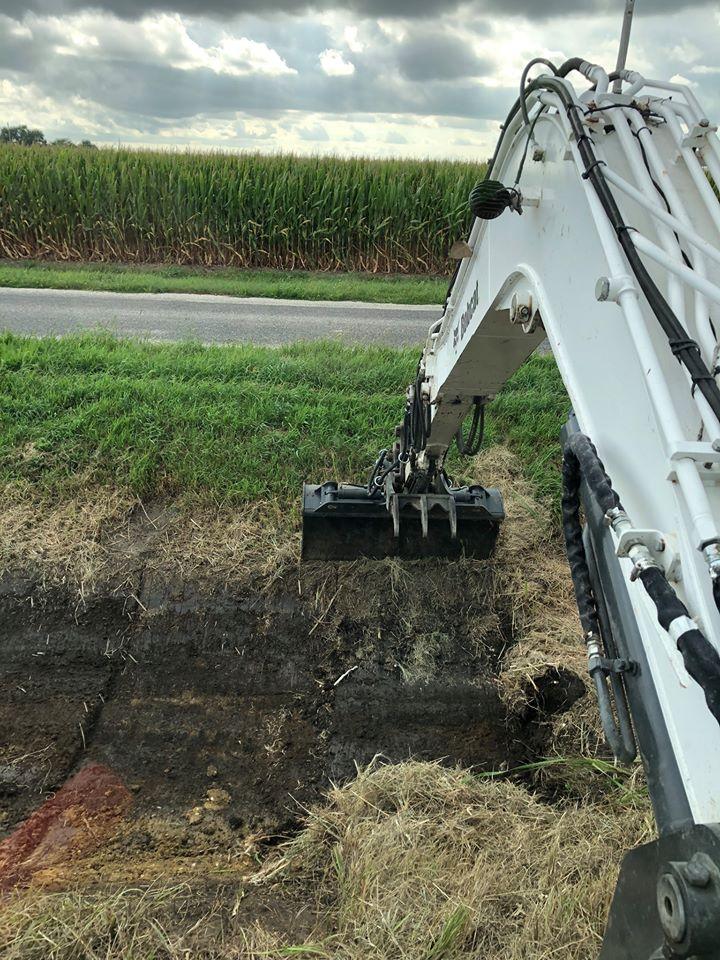 MONGO excavator tilt buckets, 3300 - 33000 lbs. machines