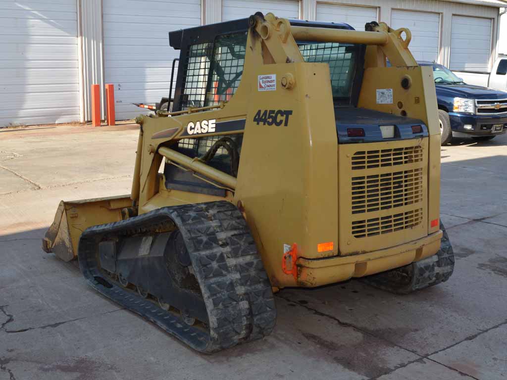 CARGADORA DE ORUGAS COMPACTA CASE 445CT