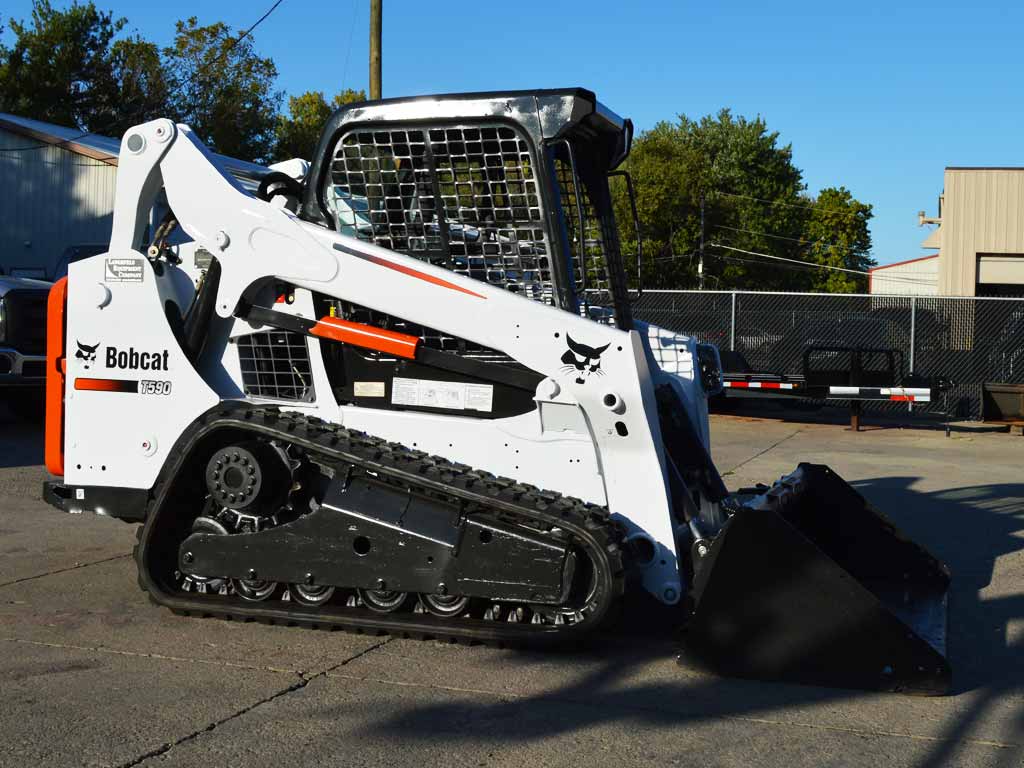 BOBCAT T590 COMPACT TRACK LOADER (SN. A3NR11825)