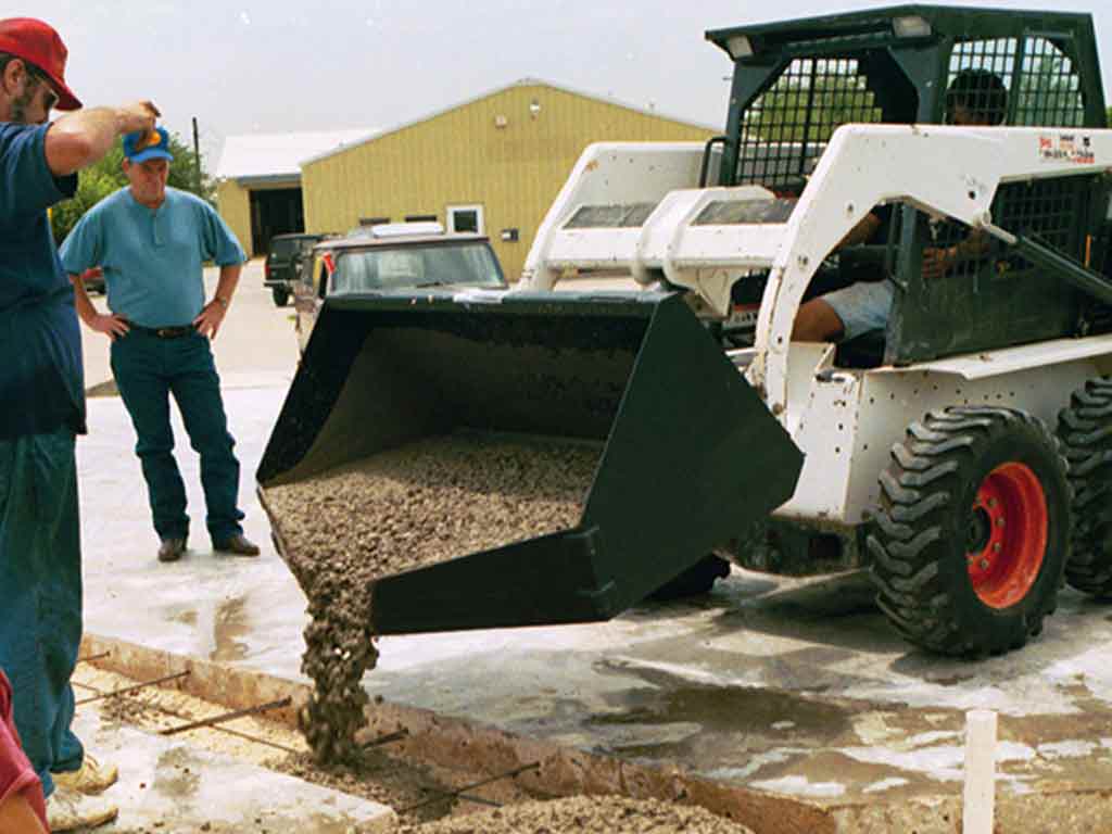 STAR Concrete Dispensing Bucket