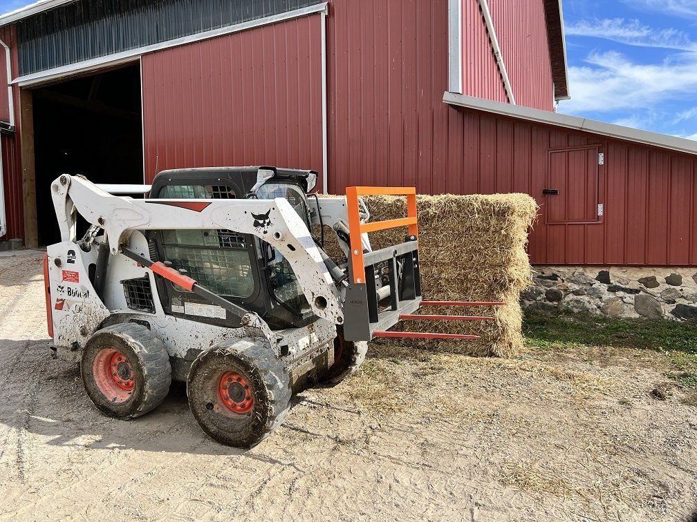 BERLON Bale Spear Carriages for skid steers