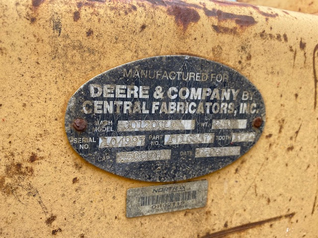 USED - John Deere 24" heavy duty excavator bucket