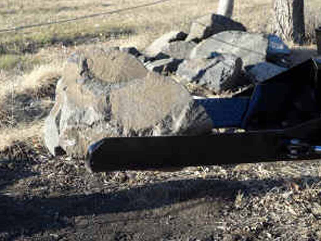 DPM Nursery jaws mini jaws heavy duty hybrid style tree forks for mini loaders