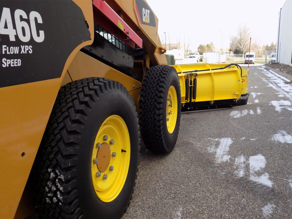 SnowWolf QuattroPlow arado de alas automático para minicargadoras