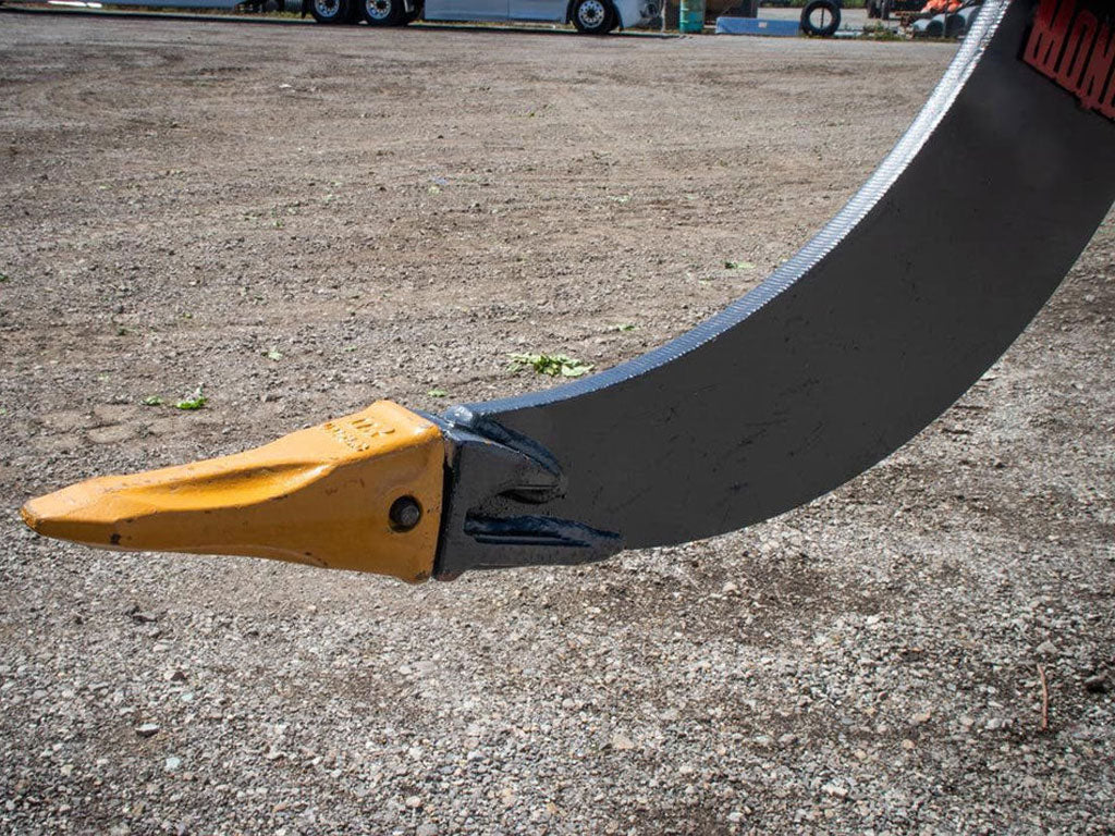 MONGO 37" standard ripper attachment for excavators, 5000-13000 lbs. machines