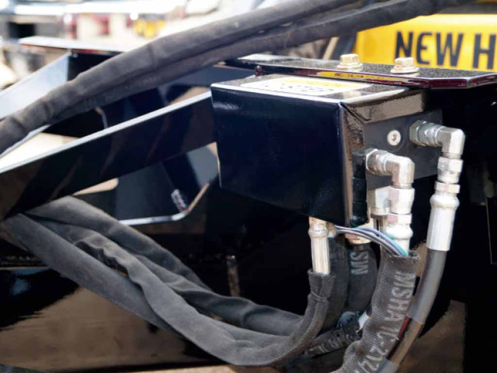 FOX VERSAPLOW (CTL)(SSL)