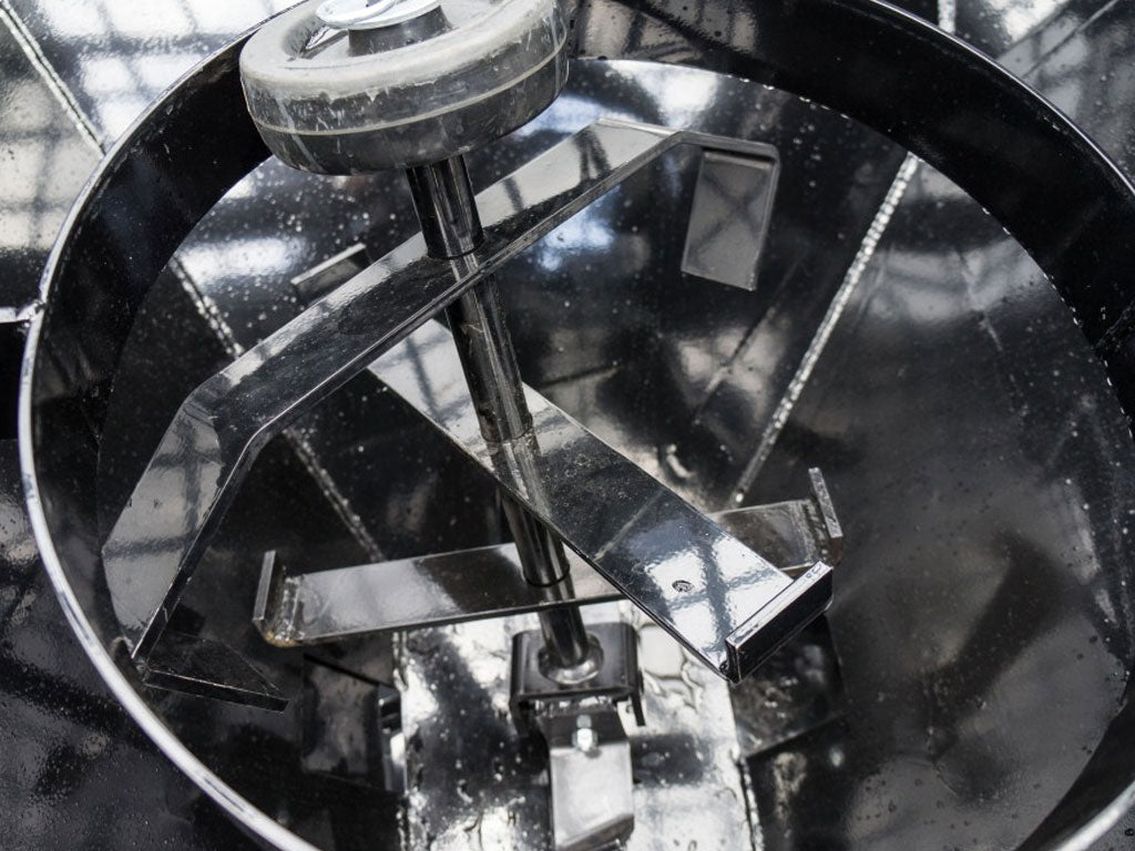 BLUE DIAMOND Material Spreaders for skid steer