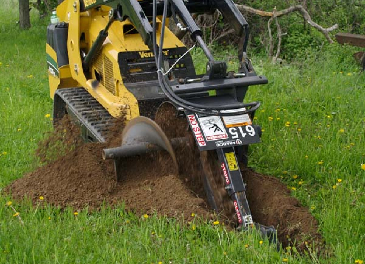 PALADIN / BRADCO 615 SERIES TRENCHER FOR MINI LOADER